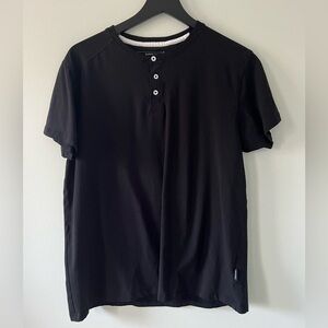 Men’s black shirt. Kenneth Cole. Size large.